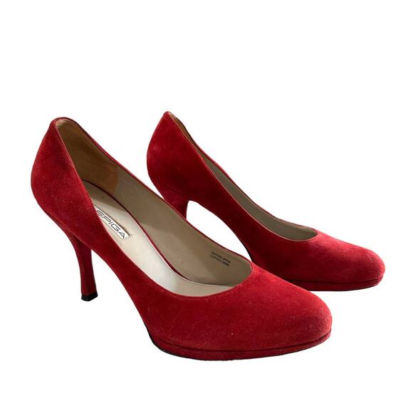 Via Spiga women's red‎ suede round toe pump heels size 8.5 - Picture 1 of 9
